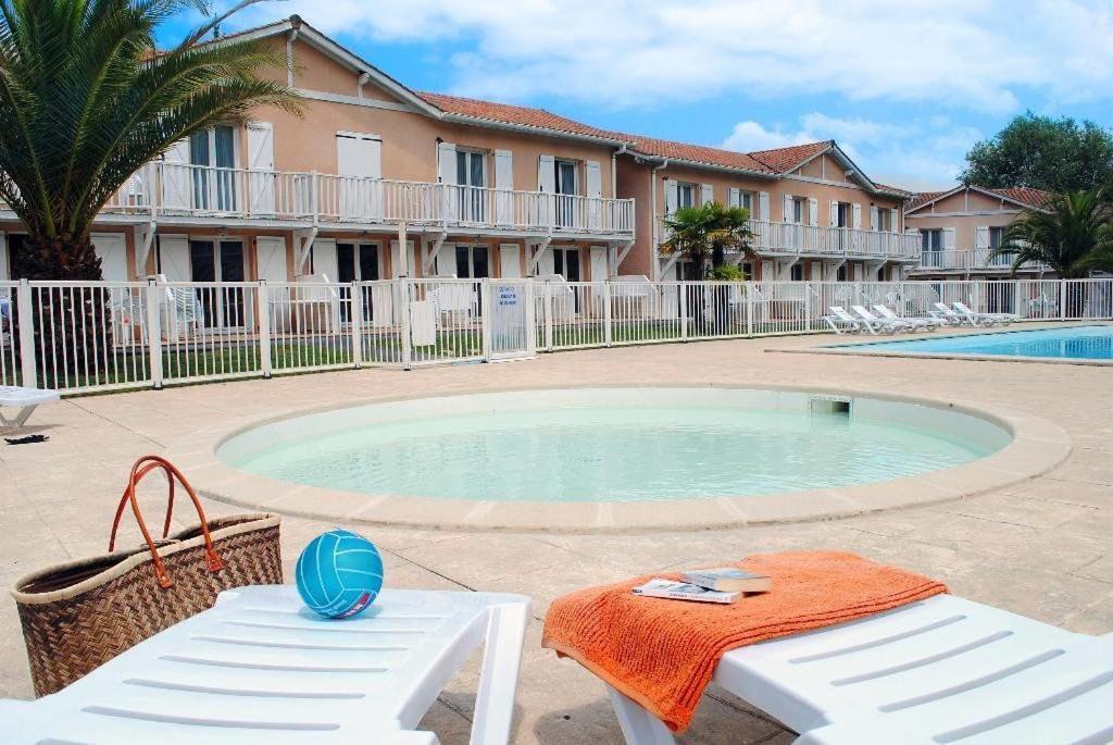 Petit Oasis Avec Piscine Appartement Anglet Buitenkant foto